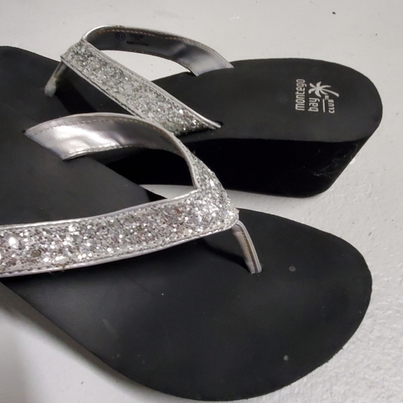 Sparkle Flip Flops - Picture 4 of 8